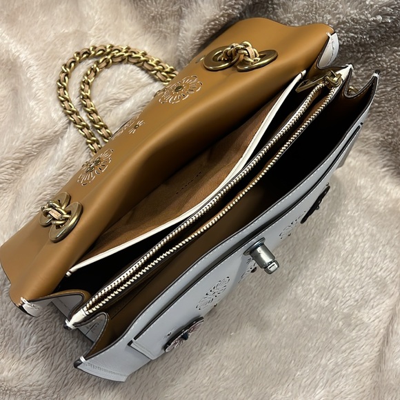 🎉HP🎉 COACH Parker Small Shoulder Bag - Picture 11 of 17